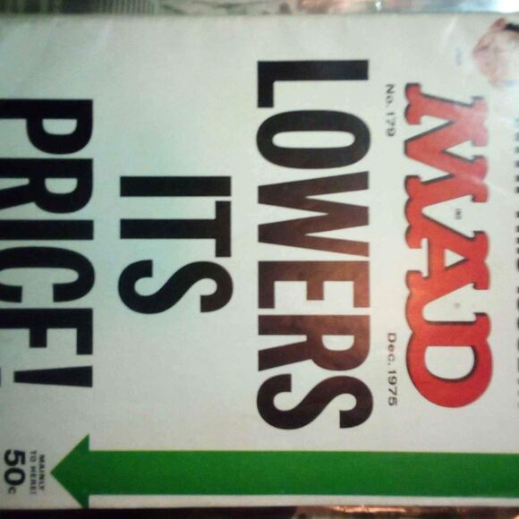 Vintage Mad Magazines & Comics Bundle - Nostalgic Collectibles! - Picture 5 of 10